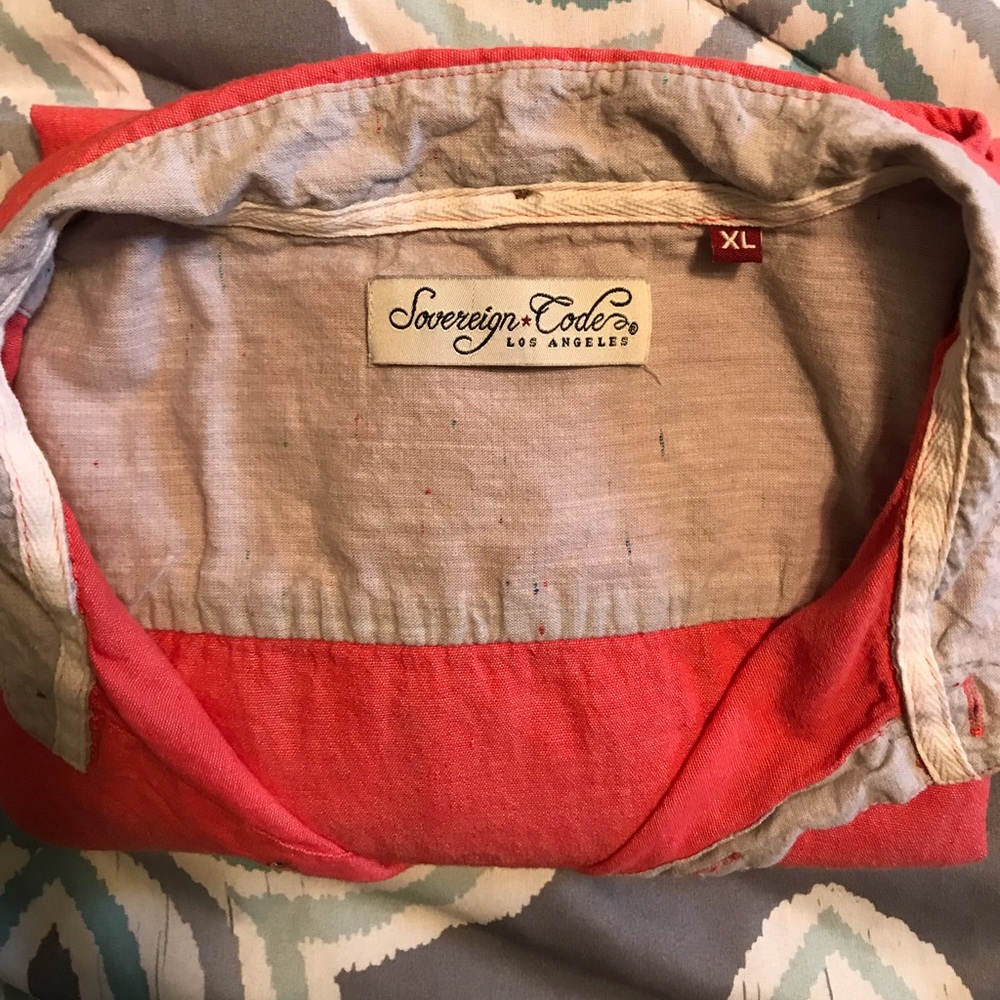 Sovereign Code Buttoned Down Short Sleeve - image 5